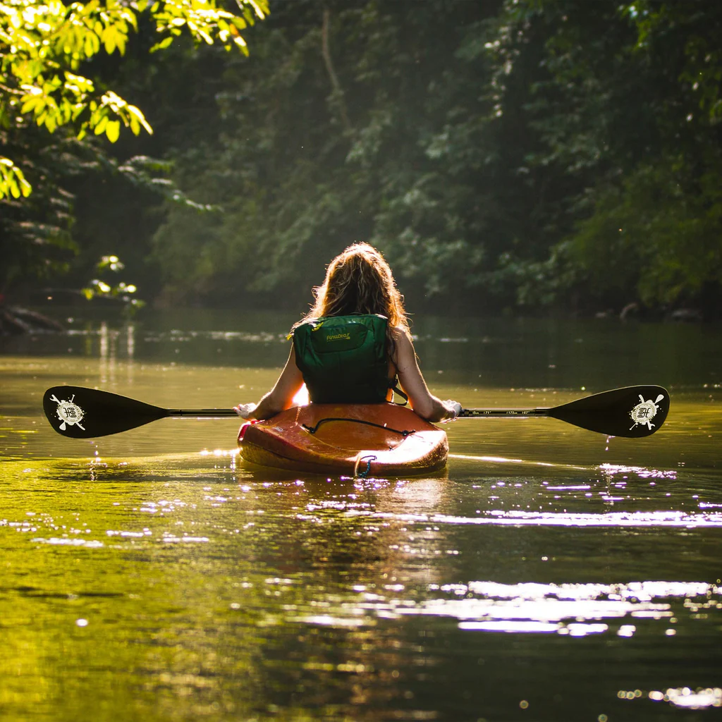 Double-blade paddle for versatile paddling, suitable for hybrid boards and choppy waters.