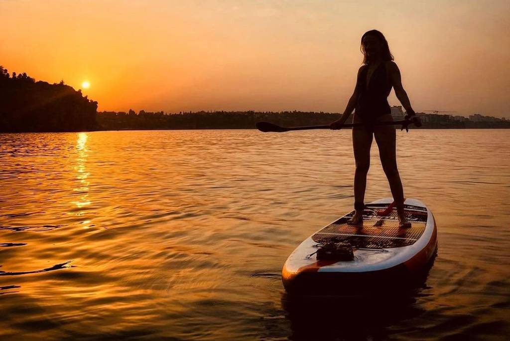 Top 5 Reasons to Go Paddle Boarding on Canada Day